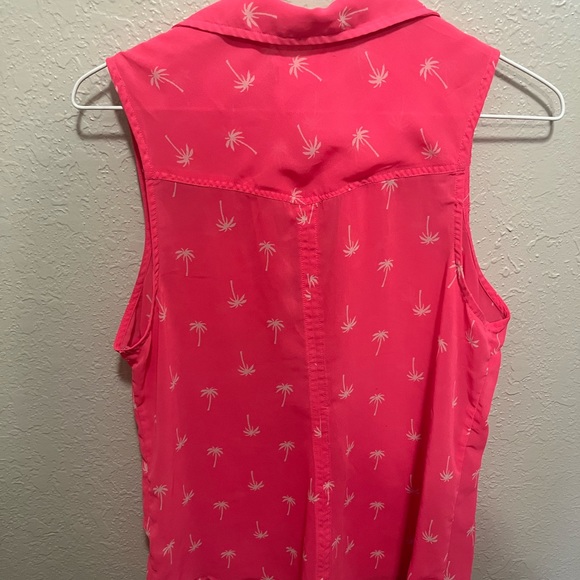 XL Sheer Top - Picture 2 of 2